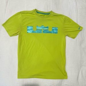 Lebron James Nike Dri-Fit Shirt | Size Medium